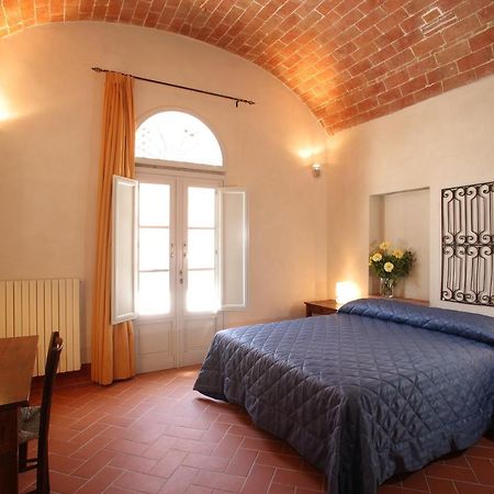 Agriturismo Podere La Casa Palaia Buitenkant foto