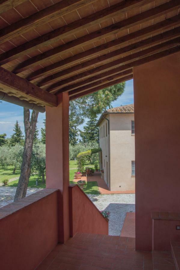 Agriturismo Podere La Casa Palaia Buitenkant foto