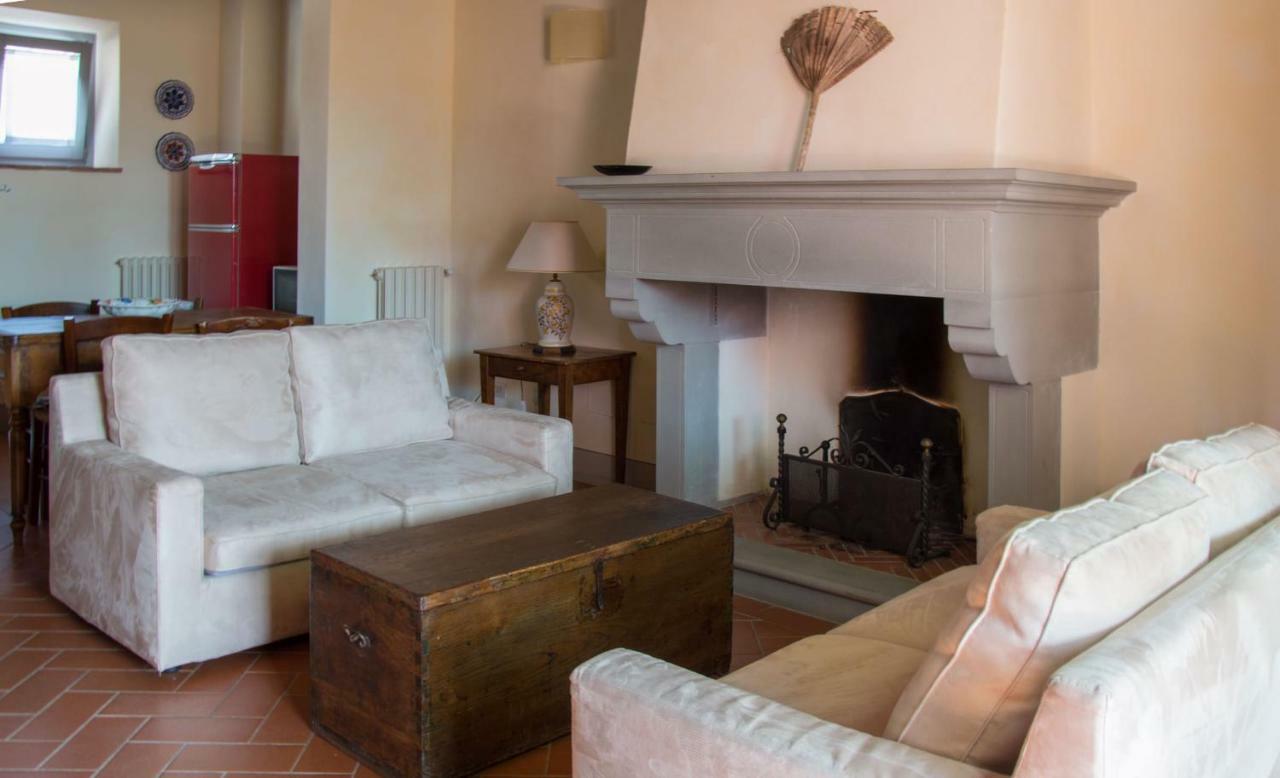 Agriturismo Podere La Casa Palaia Buitenkant foto