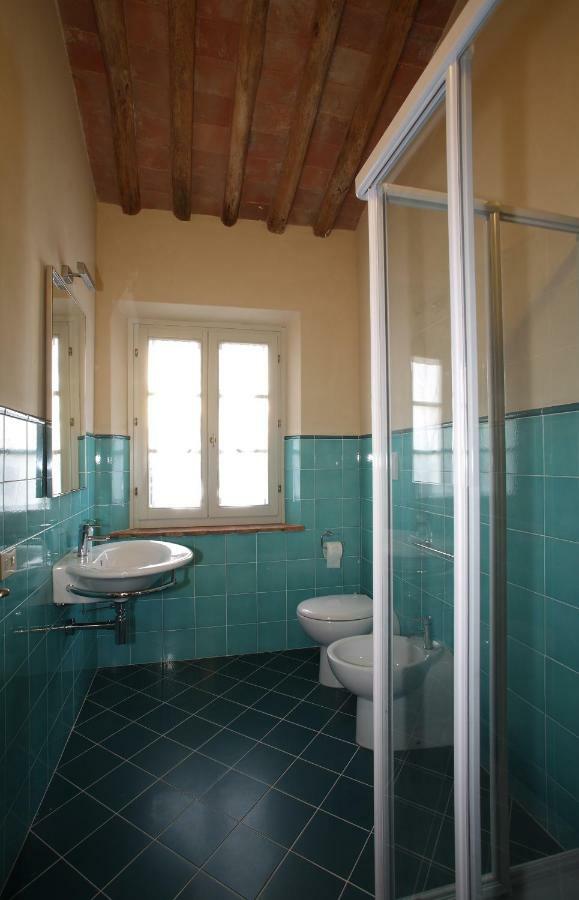 Agriturismo Podere La Casa Palaia Buitenkant foto